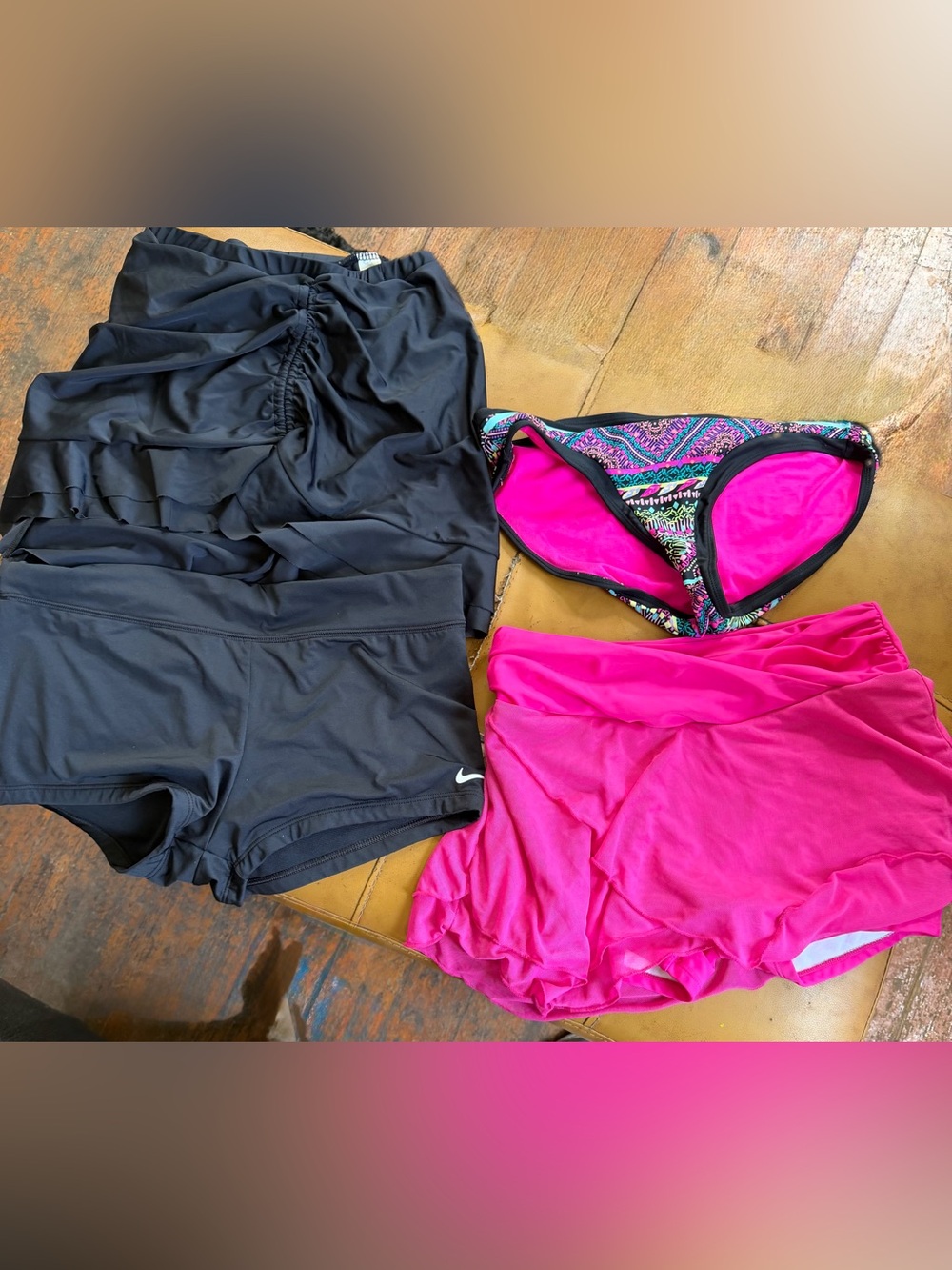 Women's Black Swim Shorts & Hot Pink Bikini Bottom Set lot of 4